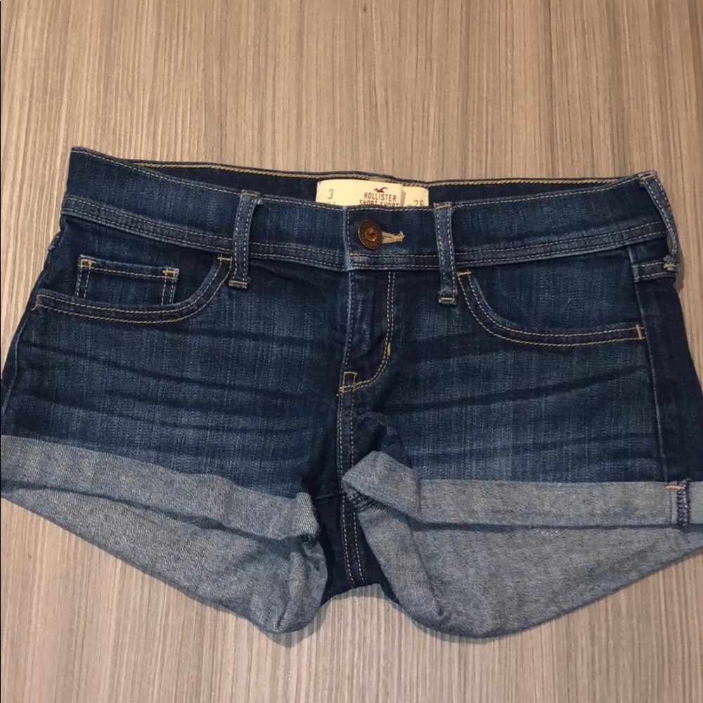 Hollister short low-rise jean shorts